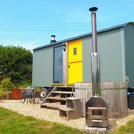 Kidwelly Glamping Hotel Buitenkant foto